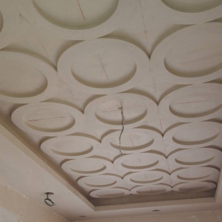 Декоративный фигуры для потолка