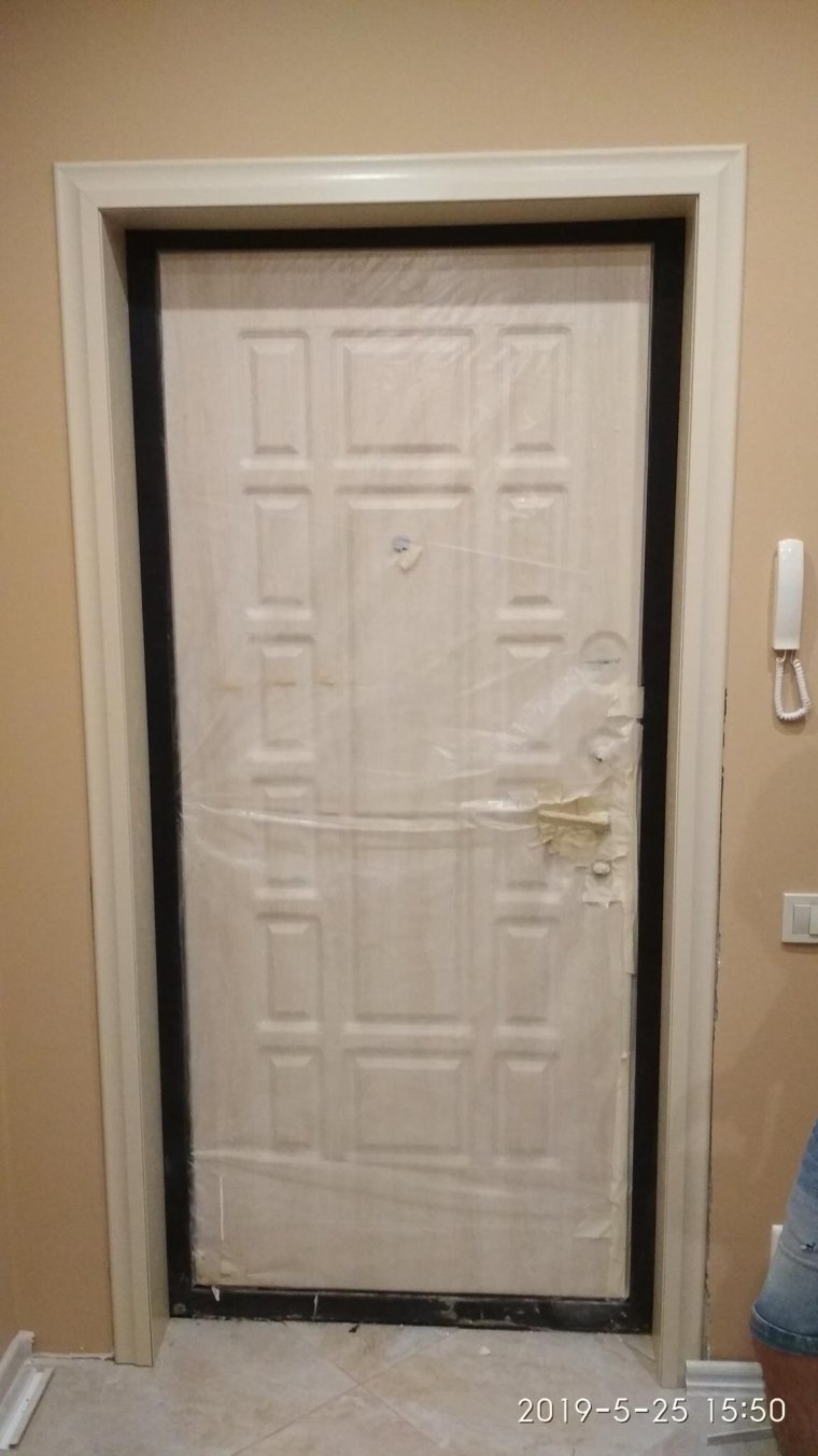 Обрамление входной двери