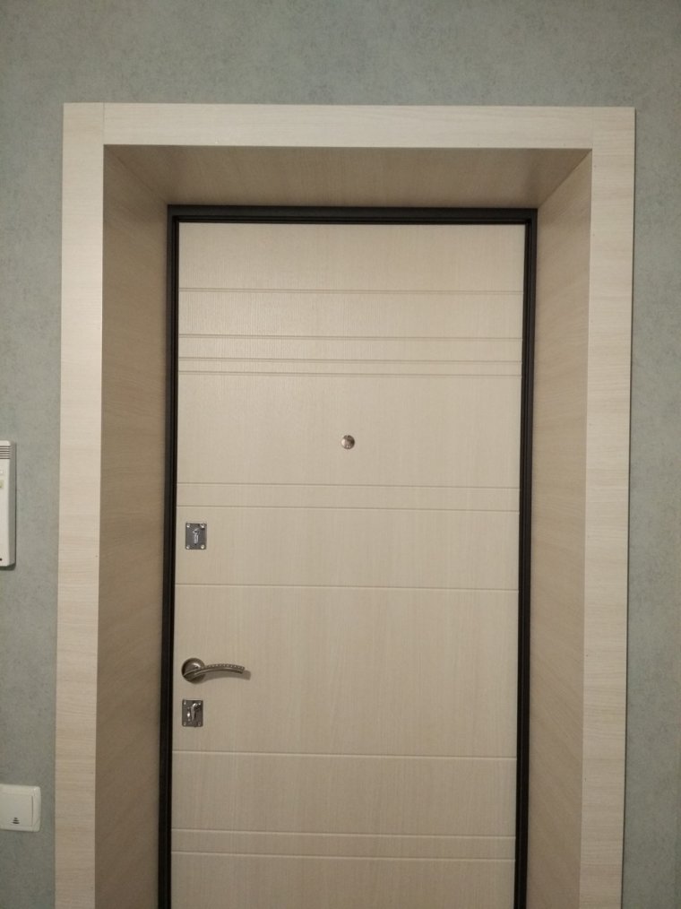 Откосы входной двери