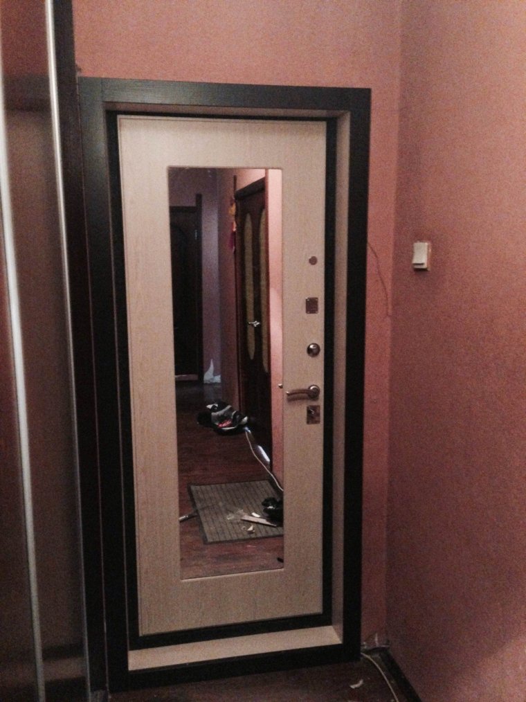 Обрамление входной двери