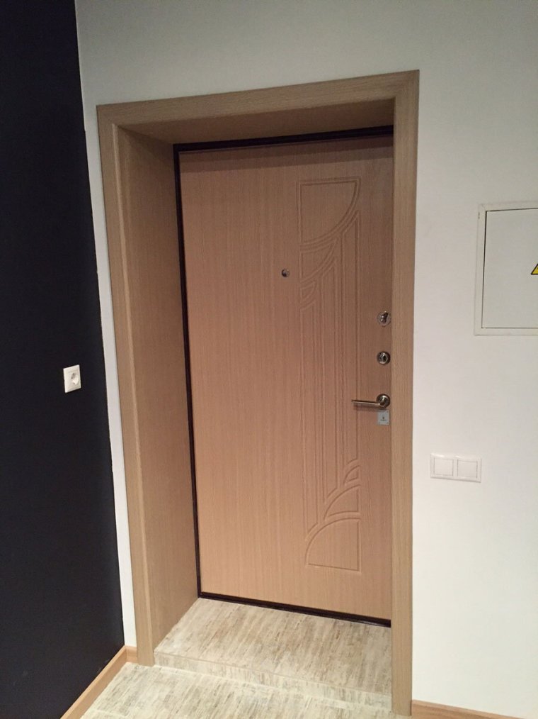 Откосы входной двери