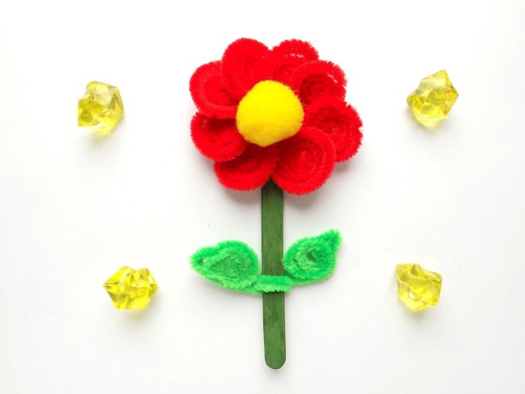 Цветок из синельной проволоки для детей