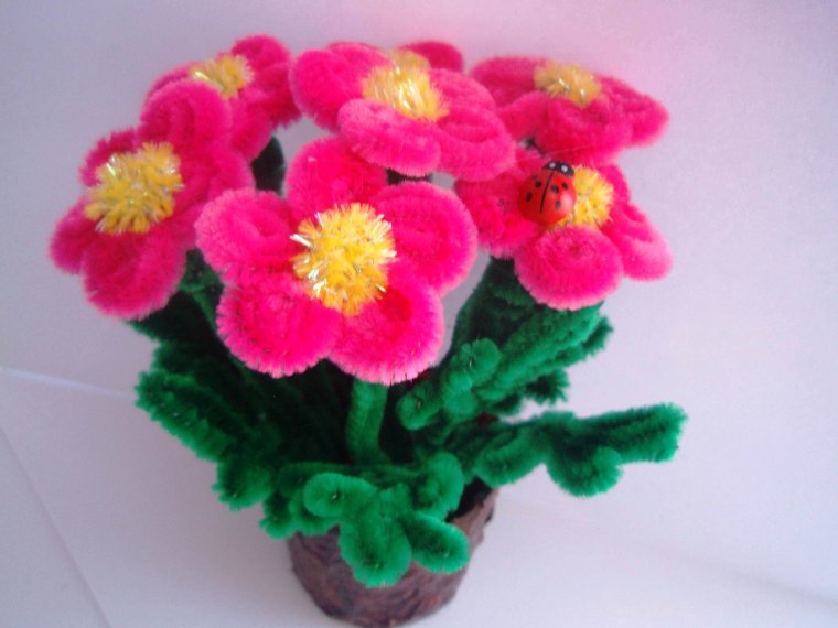 Маргаритки из синельной проволоки