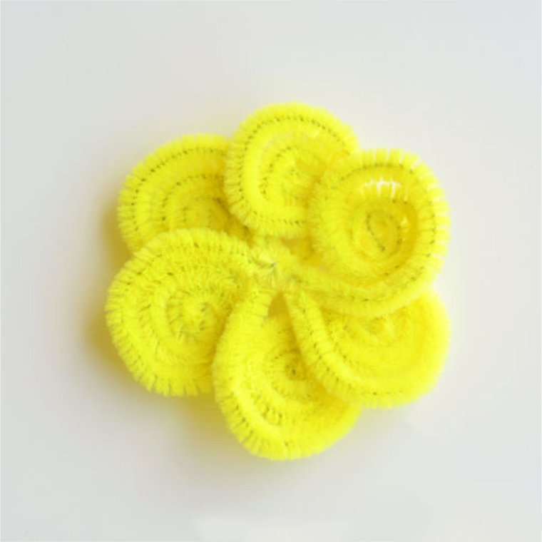 Цветы из синельных палочек