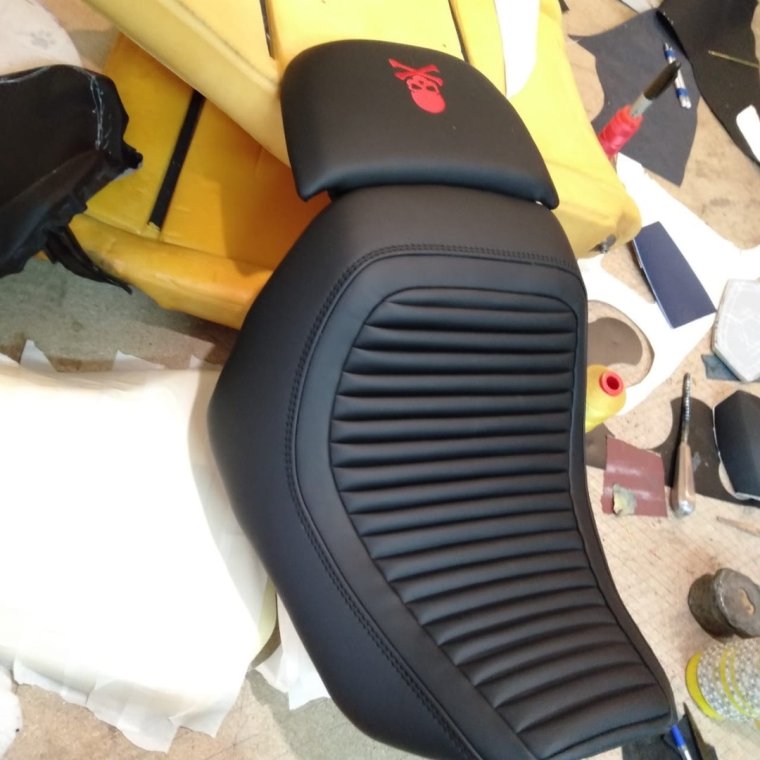 Сиденье CB 1000