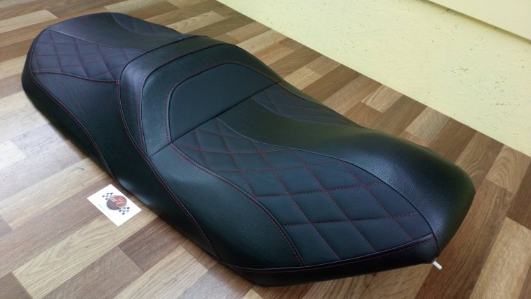 Чехол сиденья на Suzuki Skywave 400