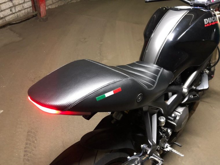 Ducati 696 сиденье