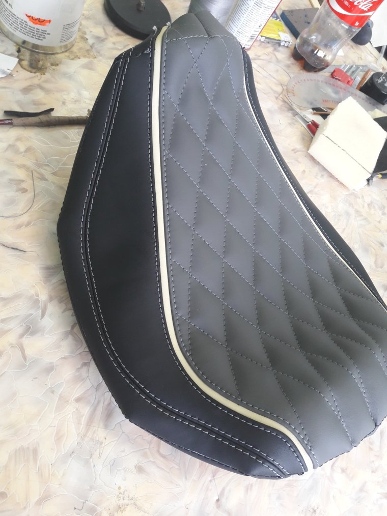 Перешить сиденье мотоцикла