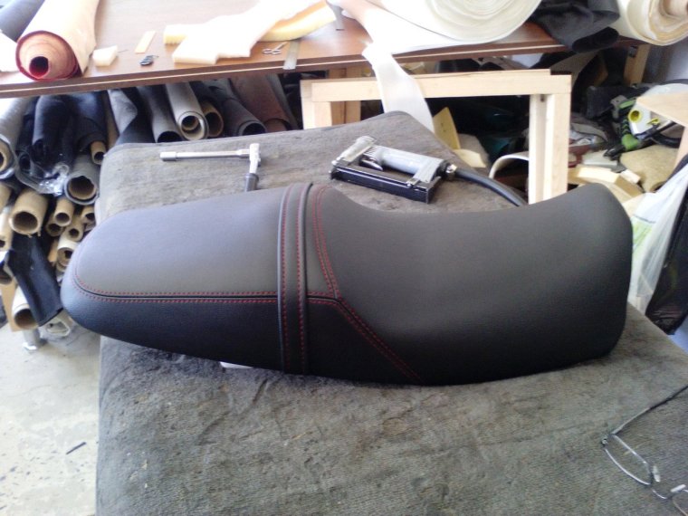 Перетянуть сиденье CF Moto 500