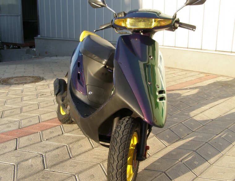 Скутер Honda Dio 27 расцветка