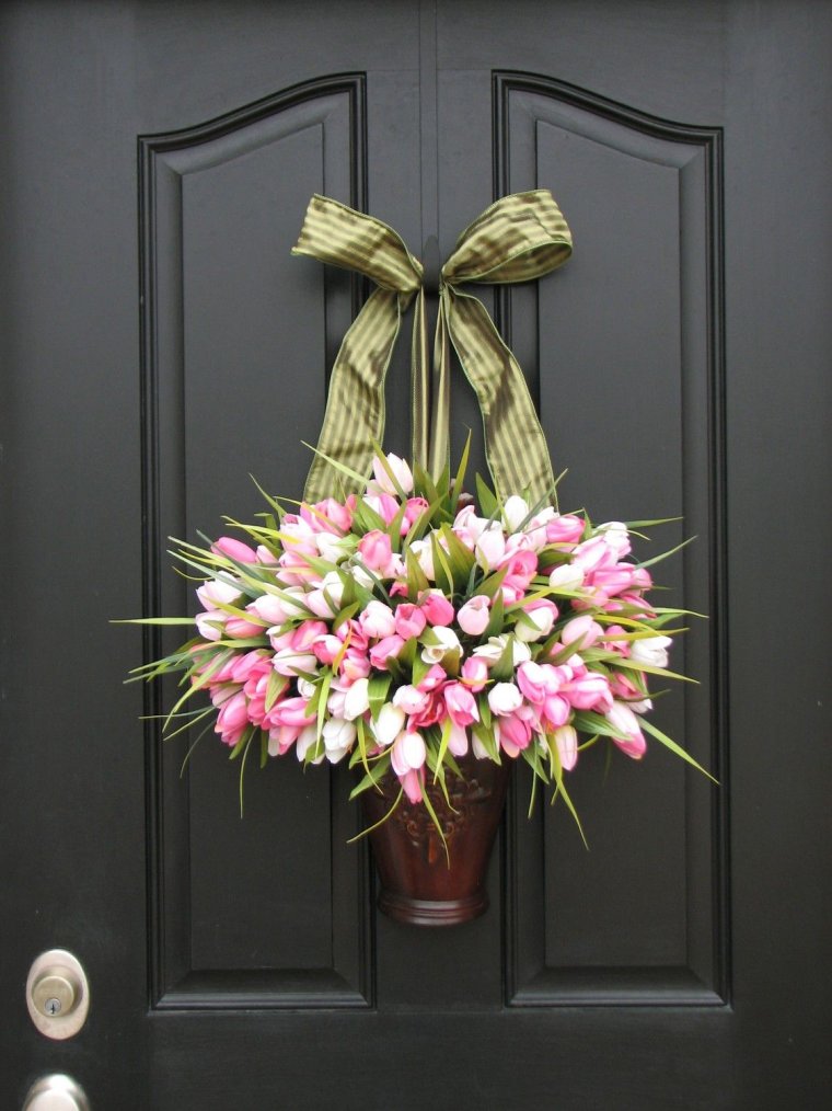 Оригинальные композиции из тюльпанов