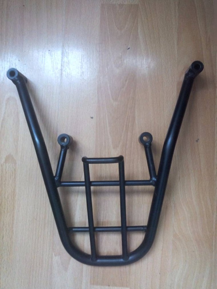 Металлический багажник для скутера Хонда