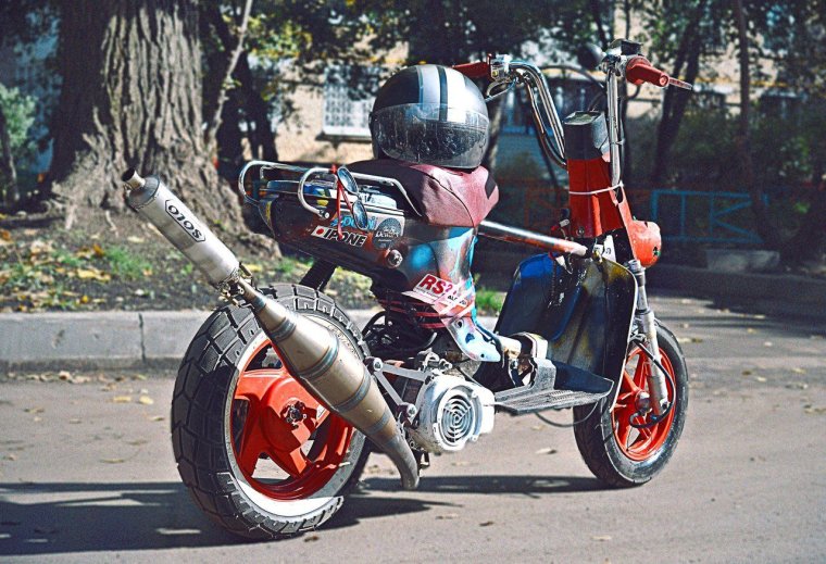 Yamaha мопед под стант