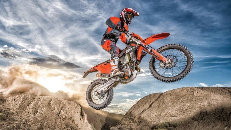 Картинки эндуро красно белый на природе