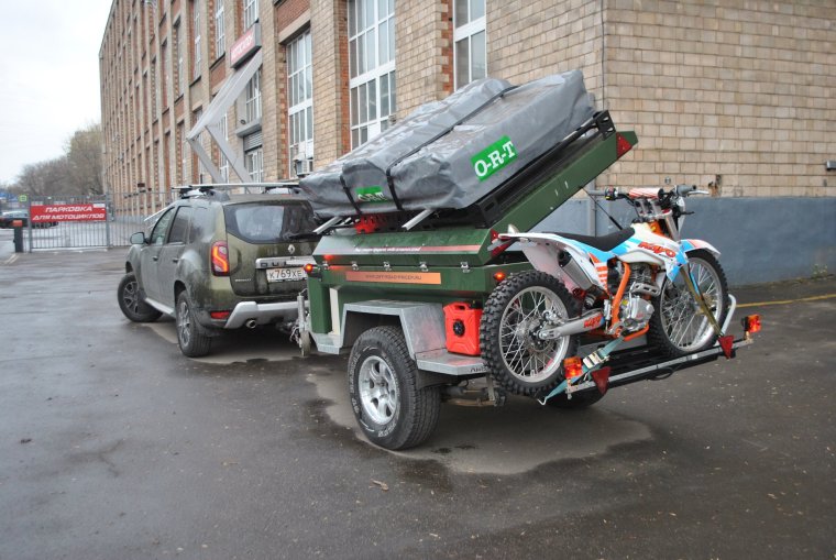 Прицеп на машину для мотоцикла
