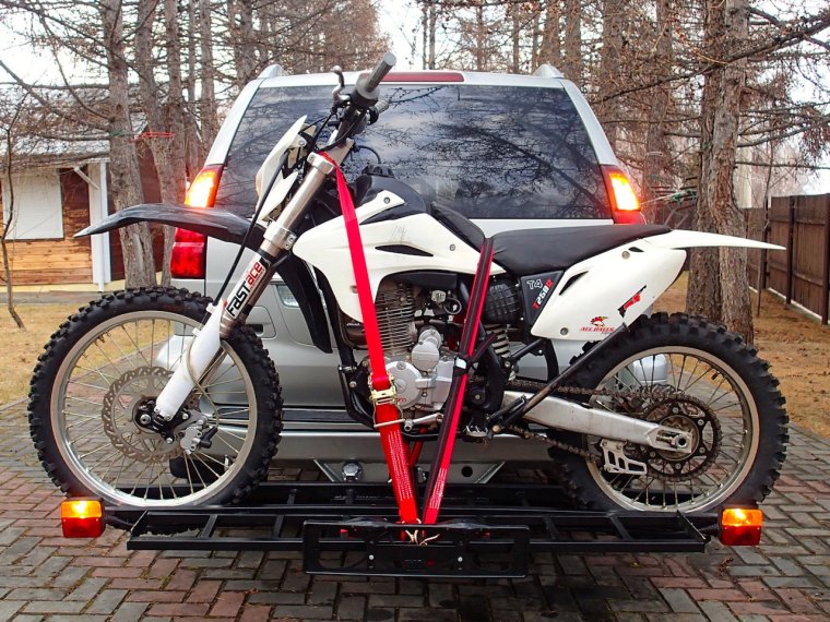 Мотохвост на фаркоп для мотоцикла Сорокин