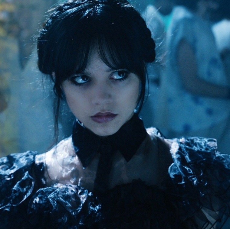 Уэнсдей сериал