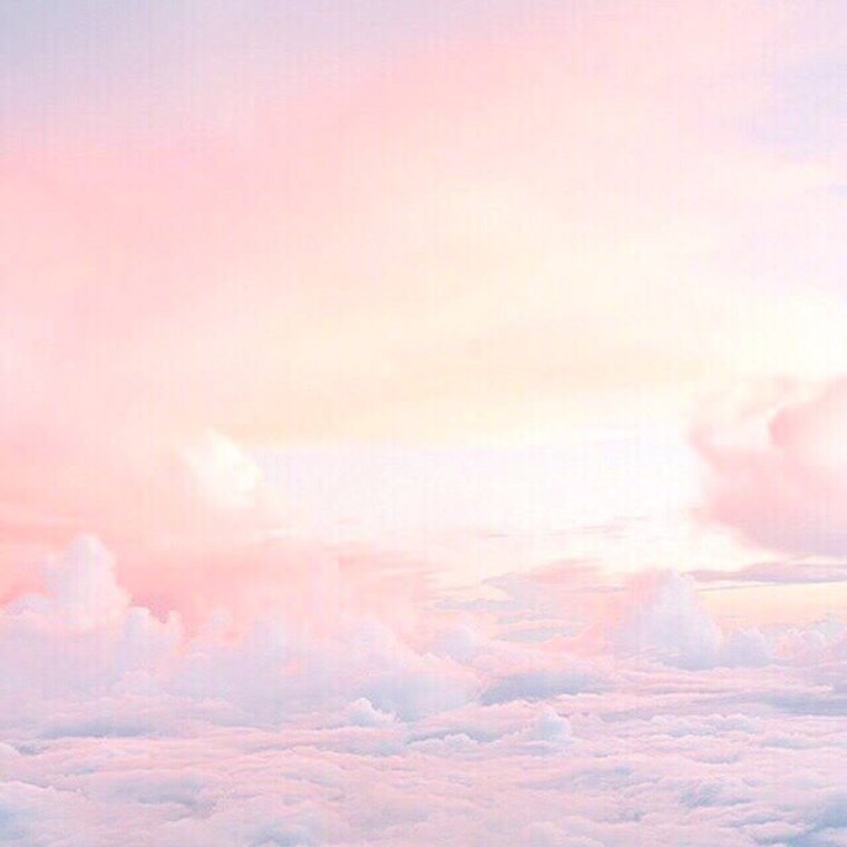 Небо в пастельных тонах