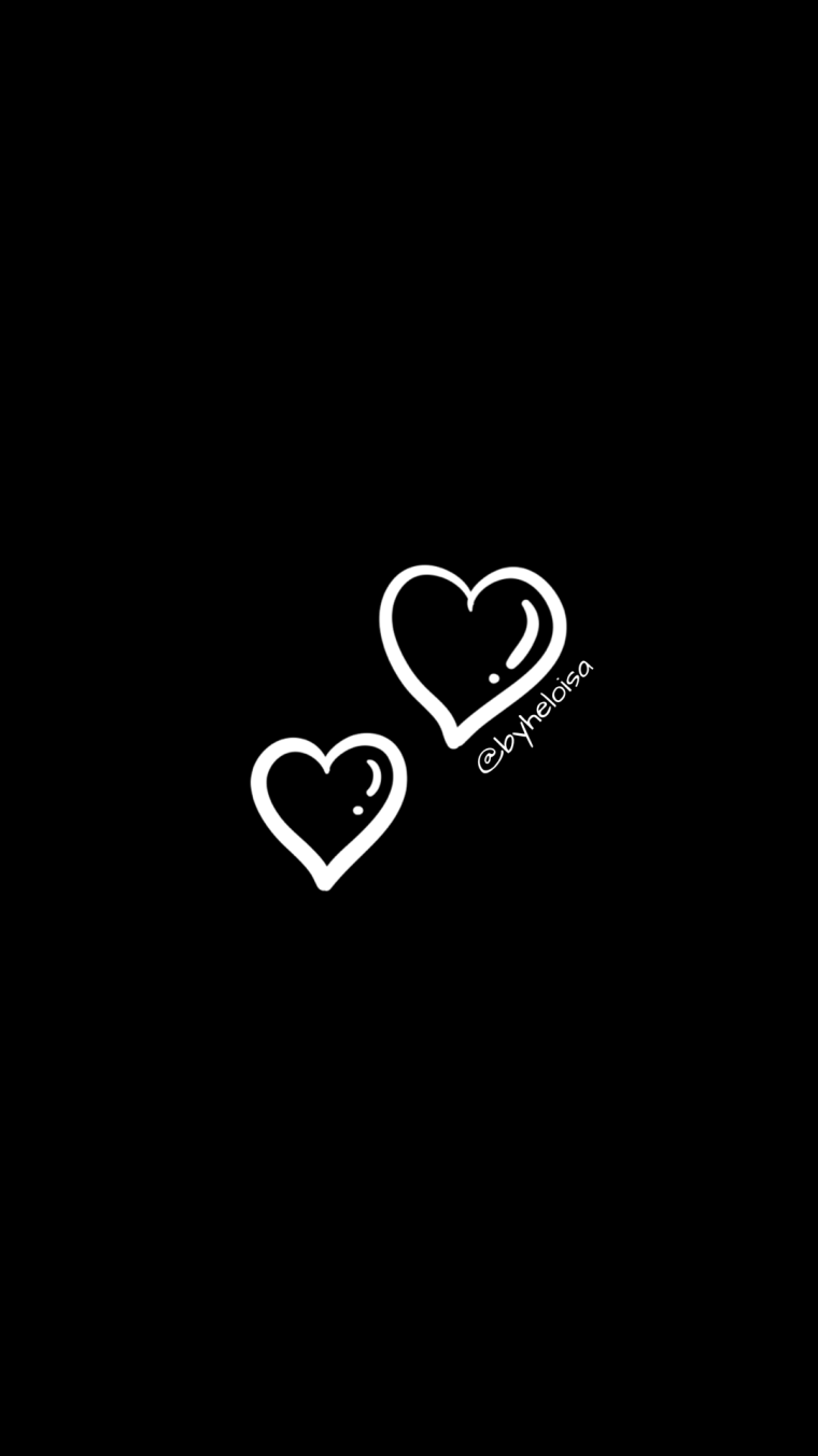 Сердце на черном фоне для актуальных