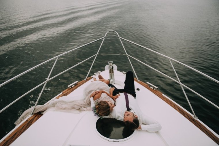 Невеста на яхте