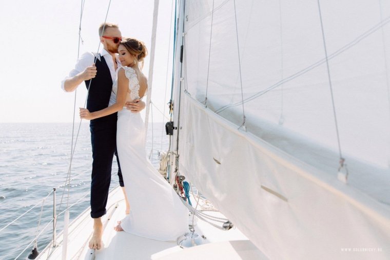 Свадебная прогулка на яхте
