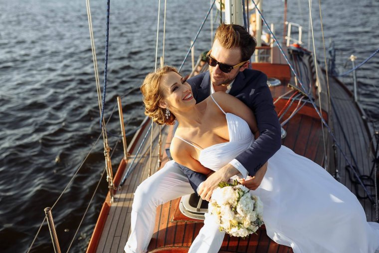 Свадебная прогулка на яхте