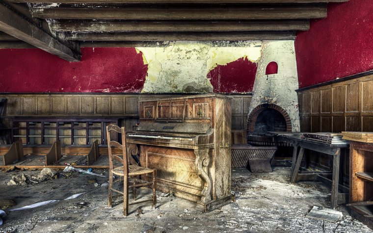 Фон метро рояль