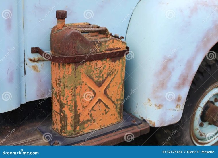 Советская газовая плита ржавая