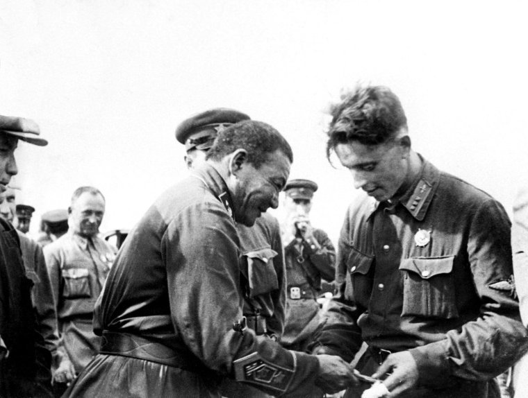 Халхин-гол Чойбалсан советские летчики